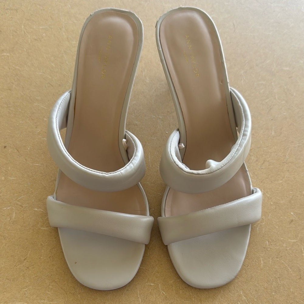 Ann Taylor Elegant White Women's Sandals size 9